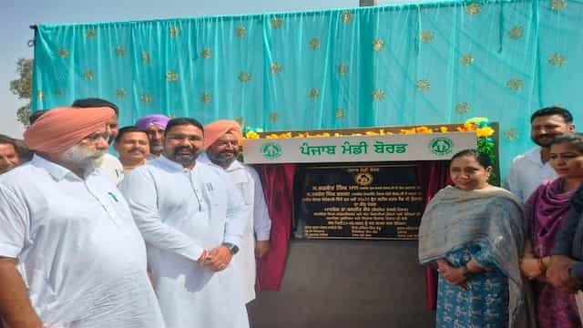 ਕੈਬਨਿਟ ਮੰਤਰੀ ਡਾ. ਬਲਜੀਤ ਕੌਰ ਨੇ 2.50 ਕਰੋੜ ਰੁਪਏ ਦੀ ਲਾਗਤ ਵਾਲੀ ਨਵੀਂ ਅਨਾਜ ਮੰਡੀ ਦਾ ਨੀਂਹ ਪੱਥਰ ਰੱਖਿਆ