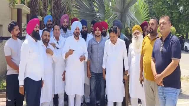 ਪਰਚੇ ਦੀ ਰਾਜਨੀਤੀ ਖ਼ਿਲਾਫ਼ ਚੀਮਾ ਦੀ ਅਗਵਾਈ ਹੇਠ ਪ੍ਰਦਰਸ਼ਨ