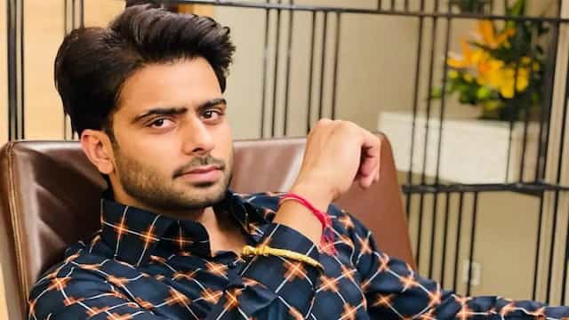 Big Breaking: ਪੰਜਾਬੀ ਗਾਇਕ ਮਨਕੀਰਤ ਔਲਖ ਨੂੰ ਬੰਬੀਹਾ ਗੈਂਗ ਵੱਲੋਂ ਜਾਨੋਂ ਮਾਰਨ ਦੀ ਧਮਕੀ, ਕਿਹਾ- ਤੁਸੀਂ ਵੀ ਤਿਆਰ ਰਹੋ...